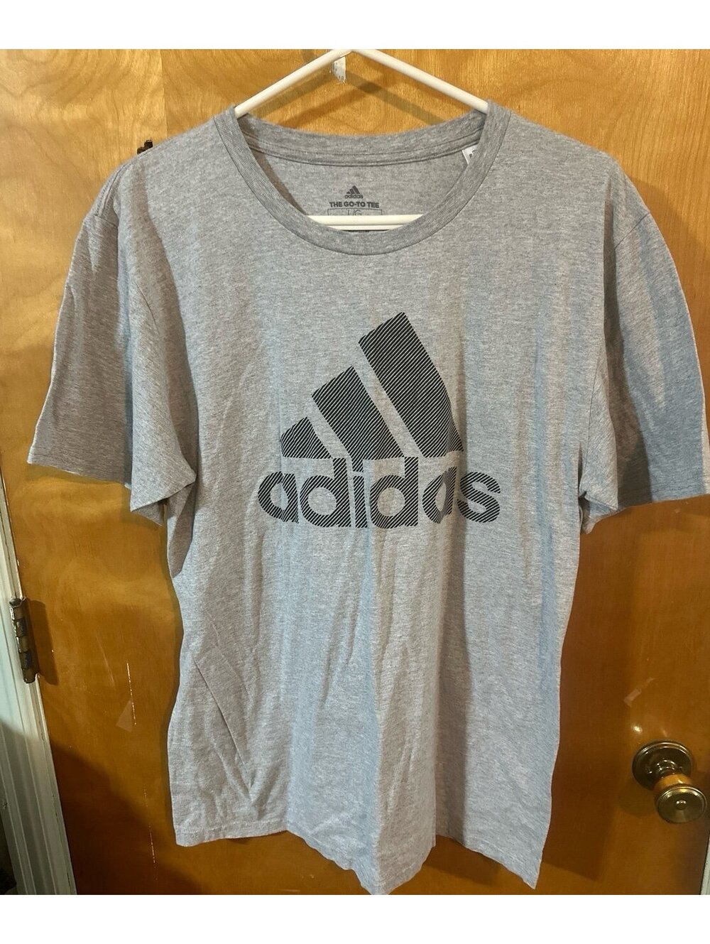 Adidas tshirt size large
